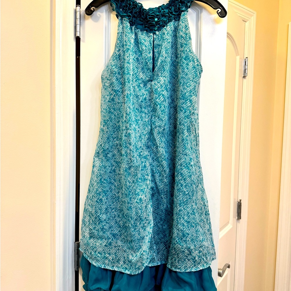 Sleeveless Blue /green dress